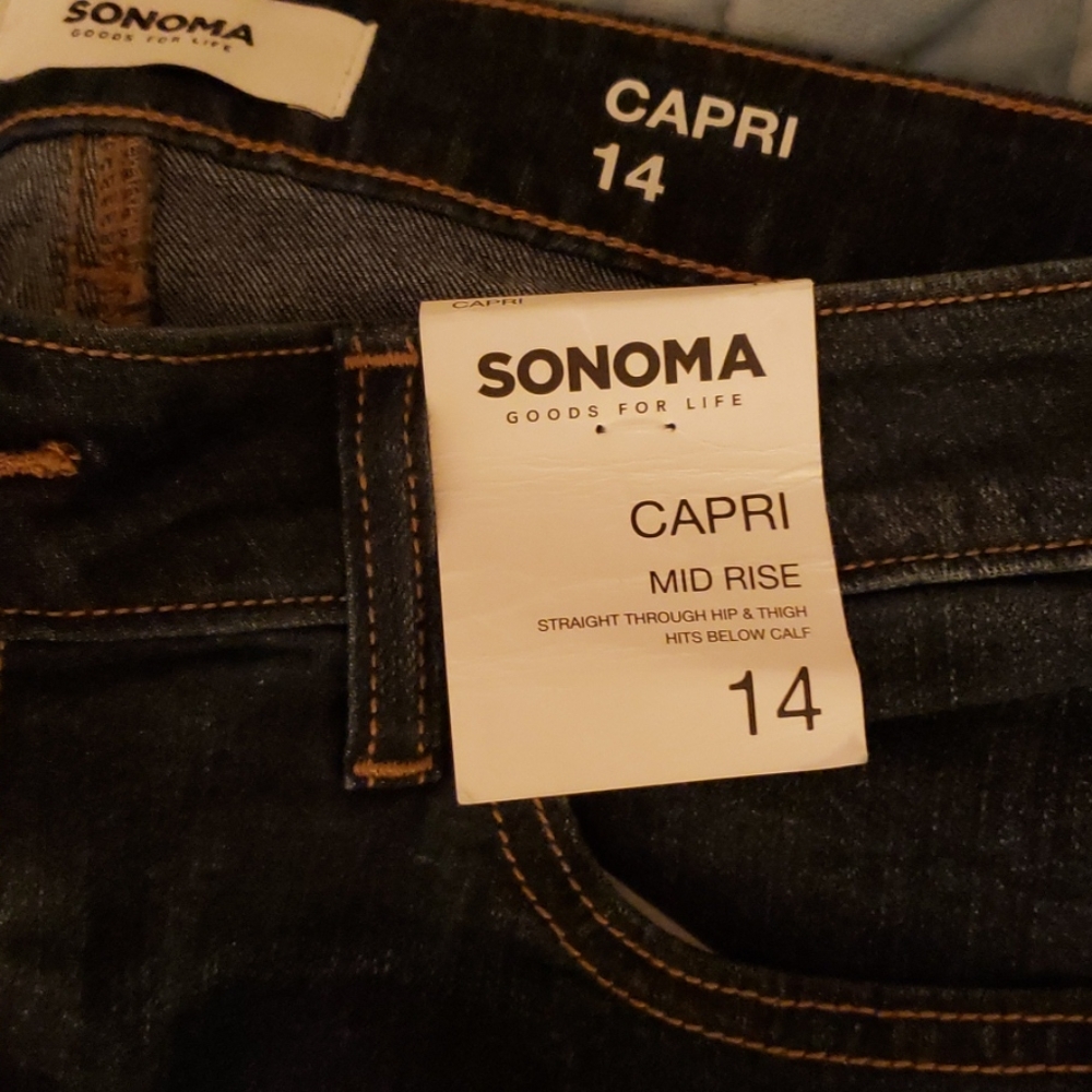 Capri 👖 jeans - Picture 2 of 5